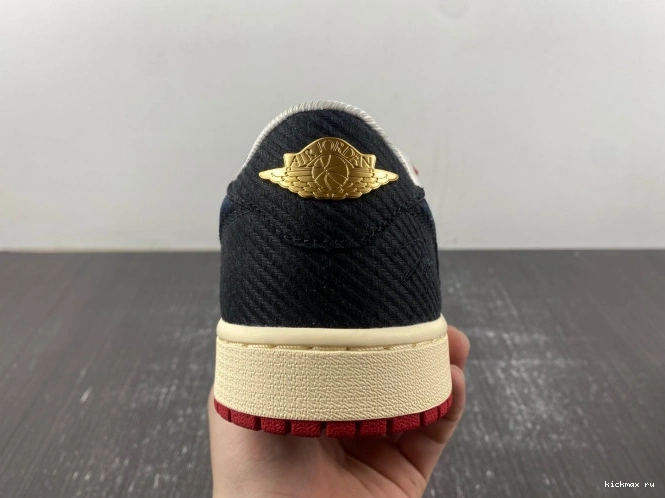 Cheap Away x Low 1 FN0432-100 OG Jordan Trophy Air Room 0714